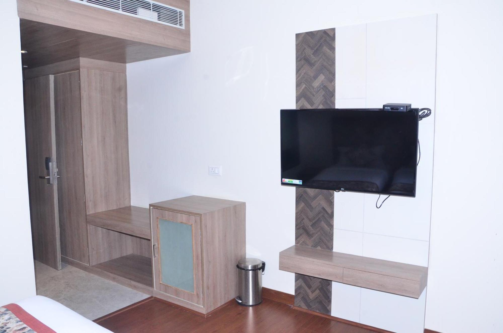 Hotel Nand Residency Ghazipur Exterior photo